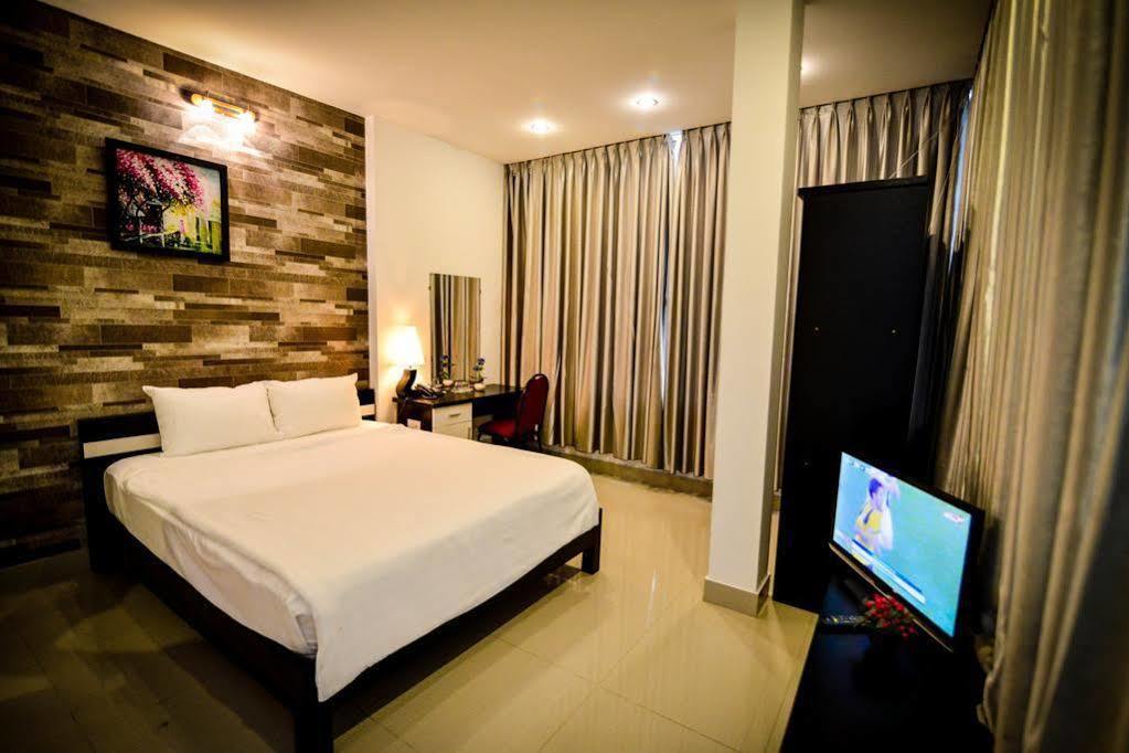 Laurel Hotel Hue Esterno foto